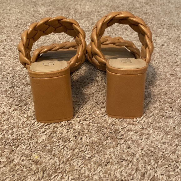 Pink Lily Braided Sandals Small Heal - Picture 3 of 5